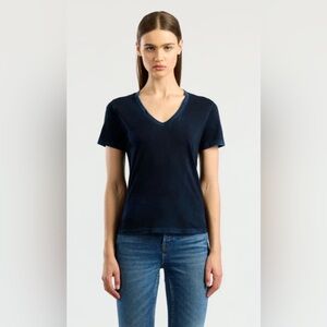 COTTON CITIZEN STANDARD V-NECK TEE size medium